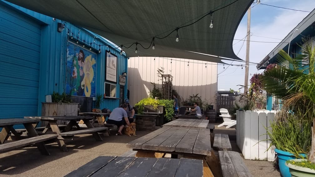 Lorelei Brewing Company Patio